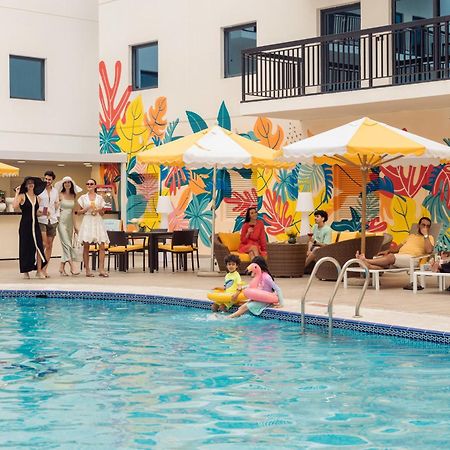 Golden Sands Suites Дубай Екстер'єр фото