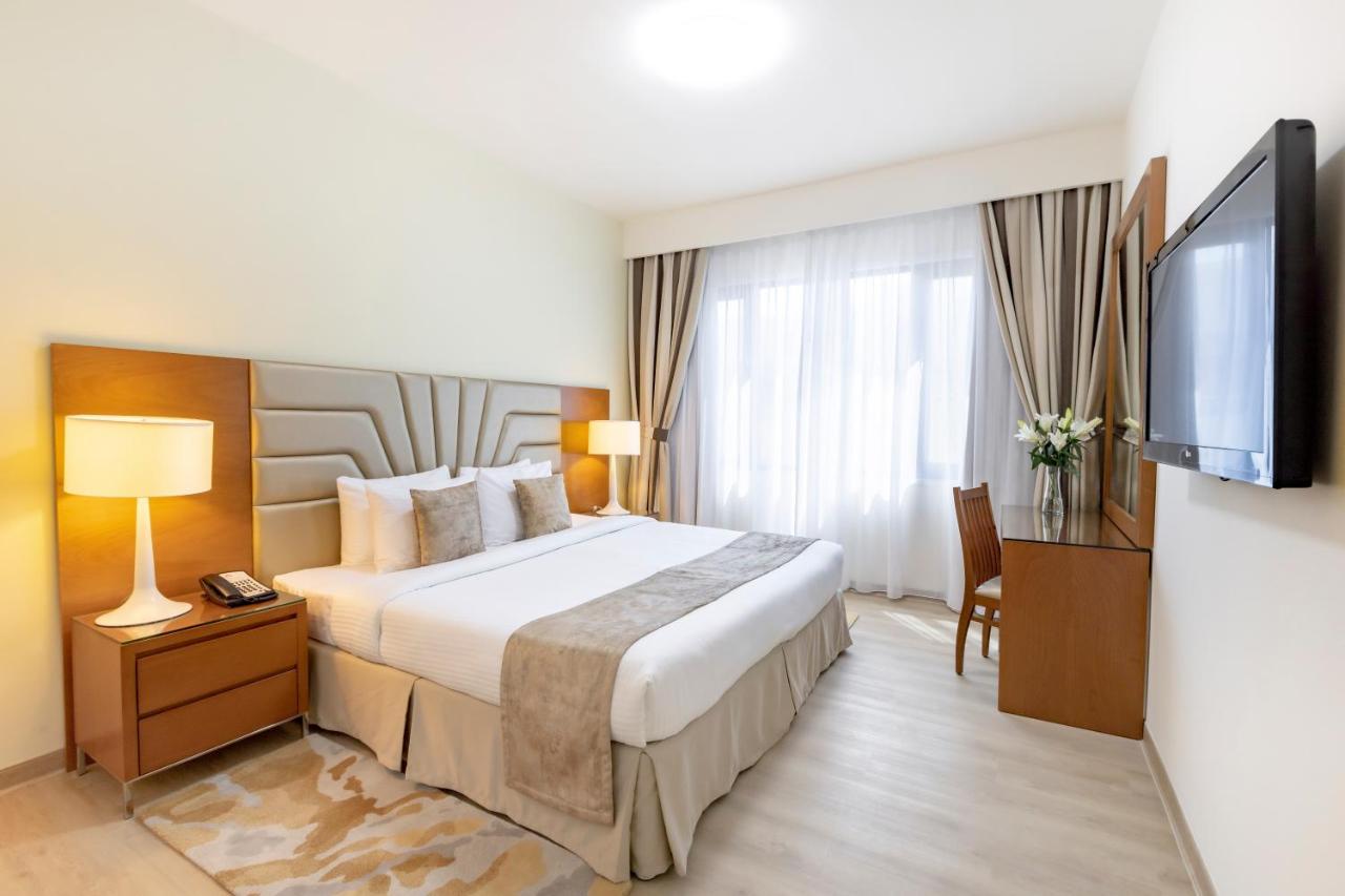 Golden Sands Suites Дубай Екстер'єр фото