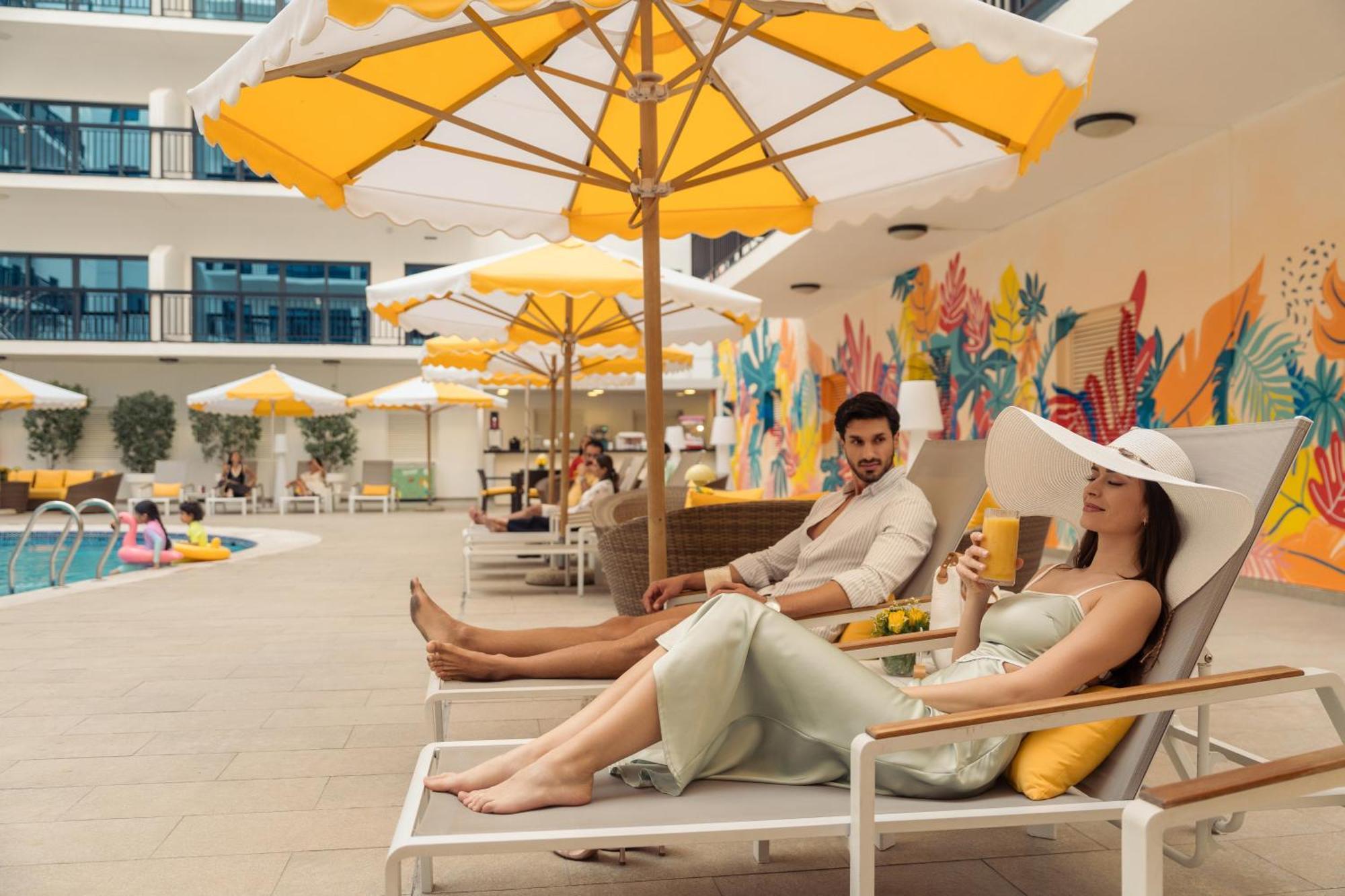 Golden Sands Suites Дубай Екстер'єр фото